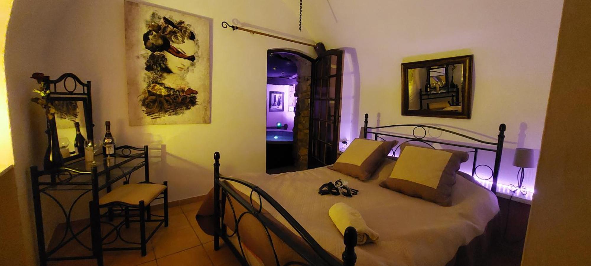 קאלבי Chambre Love Romantique Avec Spa Privee מראה חיצוני תמונה